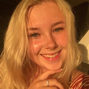 Meet your Posher, Kendra